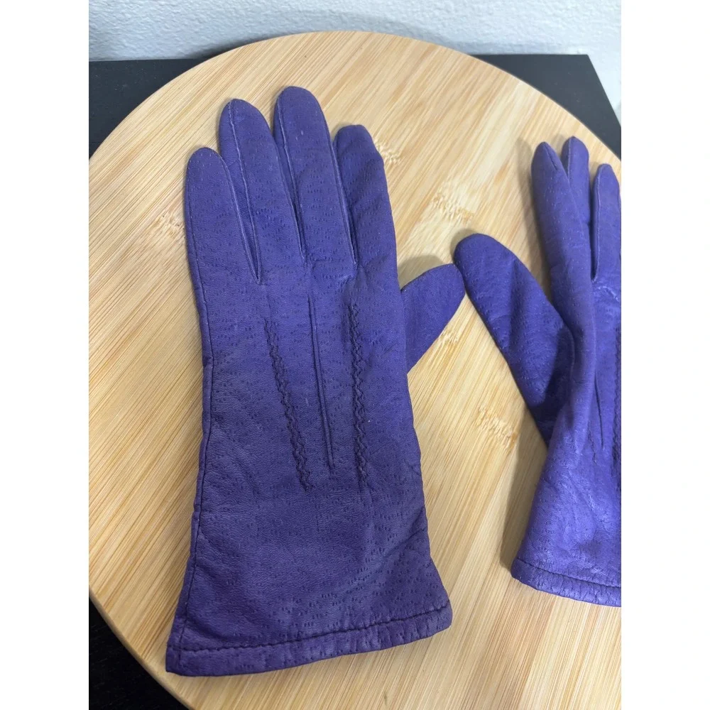 Fownes Gloves 6.5 Vintage Genuine Leather Purple Knit Lined Stitched Detail